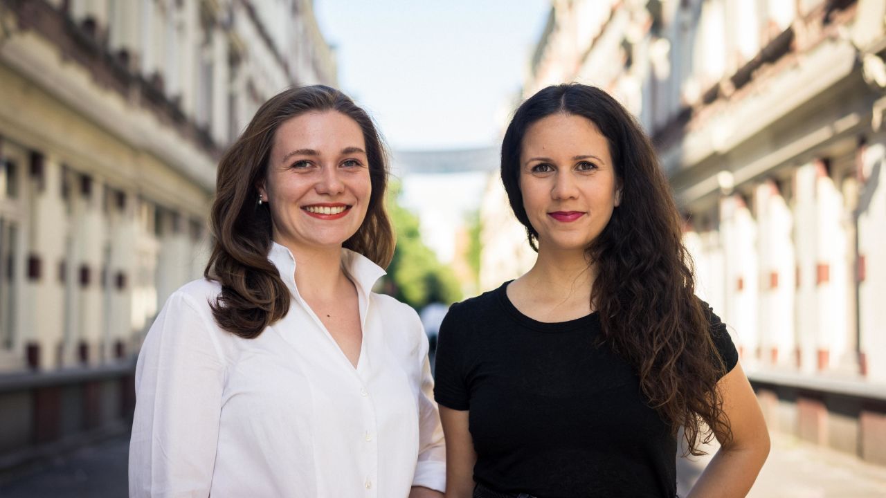 Activists Nanna-Josephine Roloff and Yasemin Kotra petitioned the German parliament to lower the tax on sanitary products.