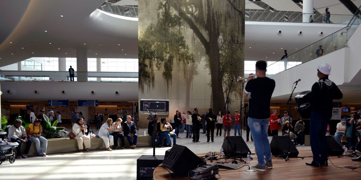 <strong>Music everywhere. </strong>The airport features music venues pre- and post-security, including music at the centralized baggage claim area.