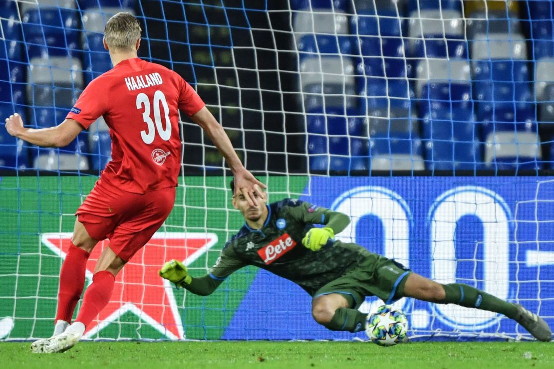 H?land scores a penalty in Salzburg's Champions League game against Napoli on November 5, at the San Paolo stadium in Naples.