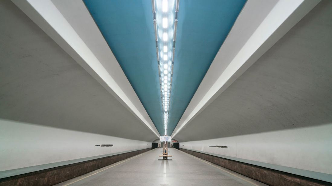 <strong>Chkalovskaya, Nizhny-Novgorod:</strong> This station, featuring long, stylishly minimalistic corridors, opened in 1985.