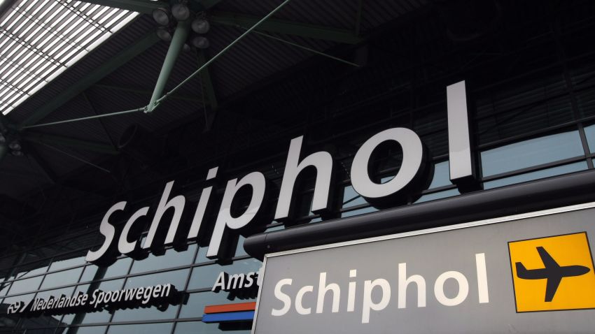 Picture showing the main entrance of Schiphol Airport in Amsterdam, taken on February 14, 2008. Schiphol Airport expects to reduce its profit in the coming year because of the introduction of flight tax on July 1st, 2008. The new flight tax is part of Dutch Cabinet plans to limit CO2 emissions. AFP   PHOTO  ANP PHOTO MARCEL ANTONISSE   NETHERLANDS-OUT  BELGIUM-OUT (Photo credit should read MARCEL ANTONISSE/AFP via Getty Images)