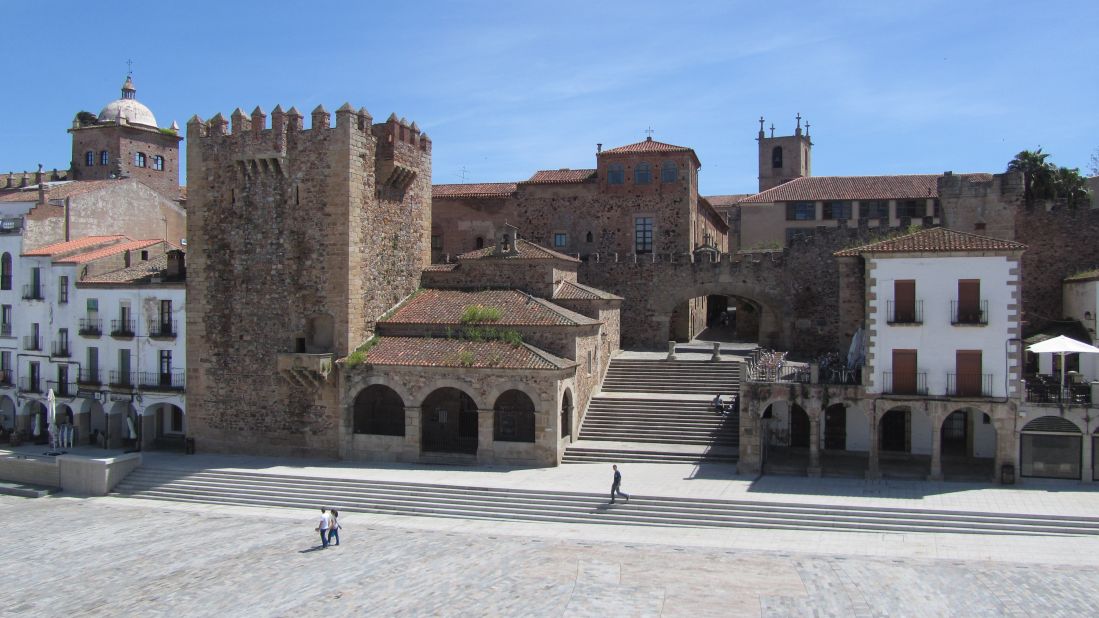 <strong>The old and the modern:</strong> Cáceres marries medieval charm and modern flair. For instance, the Center for Visual Arts of Helga de Alvear is slated to get a modern addition in 2020.