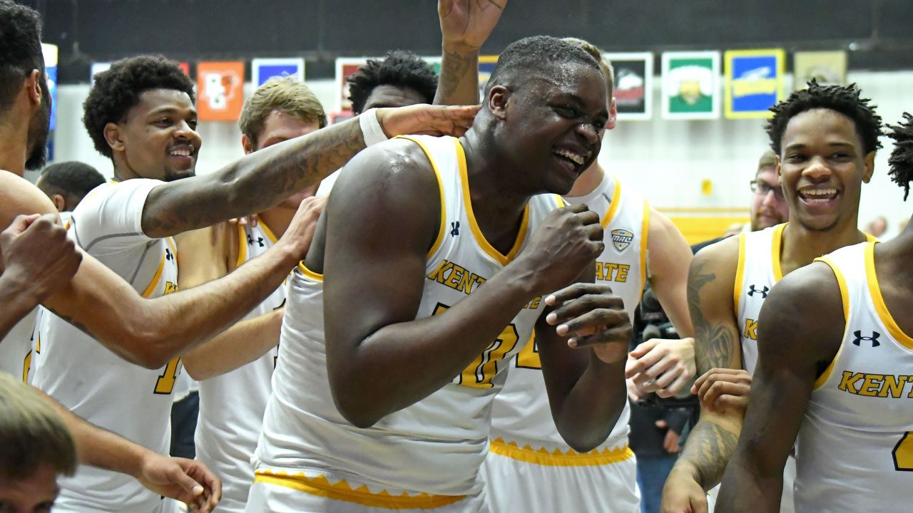 Kalin Bennett and his teammates celebrated the win by ringing the victory bell.