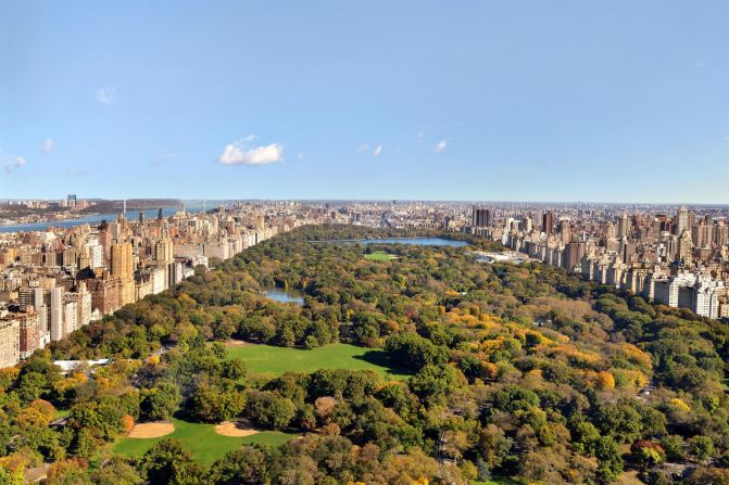 <strong>Central Park views: </strong>The suite is located on the 59th floor. It's the highest Central Park-facing hotel suite in the city.