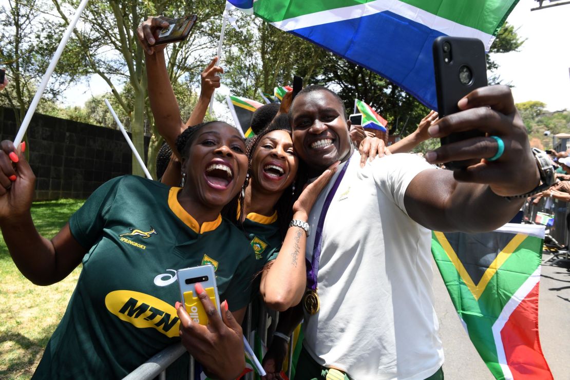 Springbok prop Trevor Nyakane celebrates with fans during the Rugby World Cup 2019 Champions Tour.