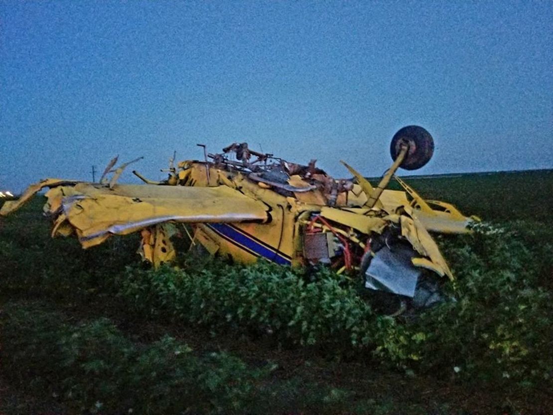 A pilot in Texas crashed a plane during an elaborate gender reveal stunt.