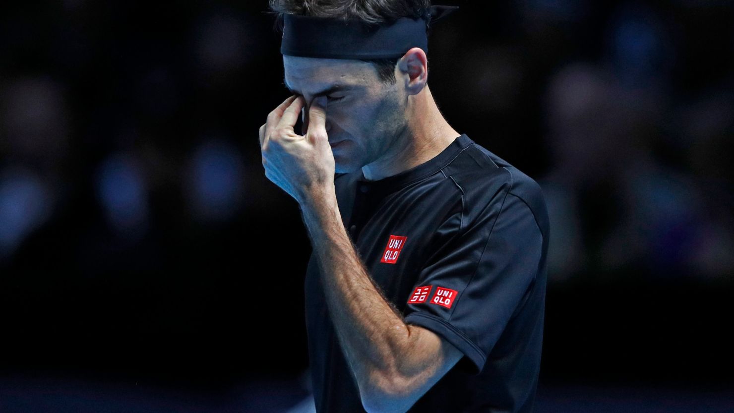 Switzerland's Roger Federer slipped to an opening straight sets defeat to  Austria's Dominic Thiem in their opening round-robin clash at the ATP Finals in London.