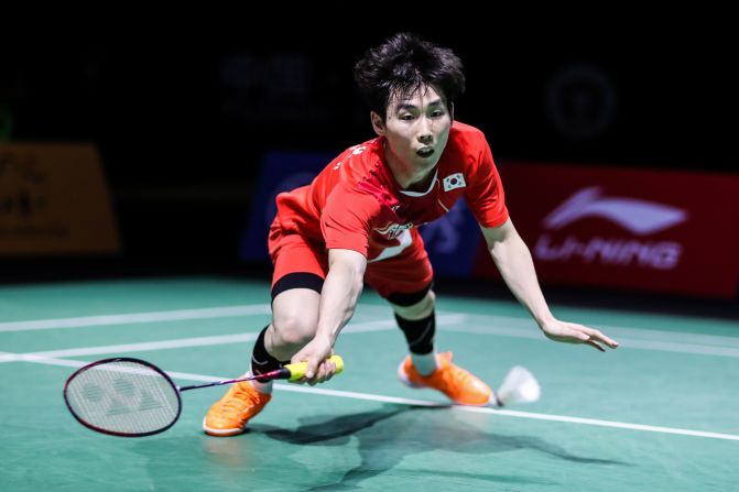 Son Wan Ho of Korea competes in the Men's Singles first round match against Shi Yuqi of China on day two of the Fuzhou China Open on November 6 in Fuzhou, China.
