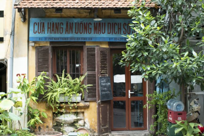 <strong>Welcome, diners: </strong>37 Nam Trang is located in ancient village Ngu Xa, about a 20 minute drive from Hanoi's Old Quarter.