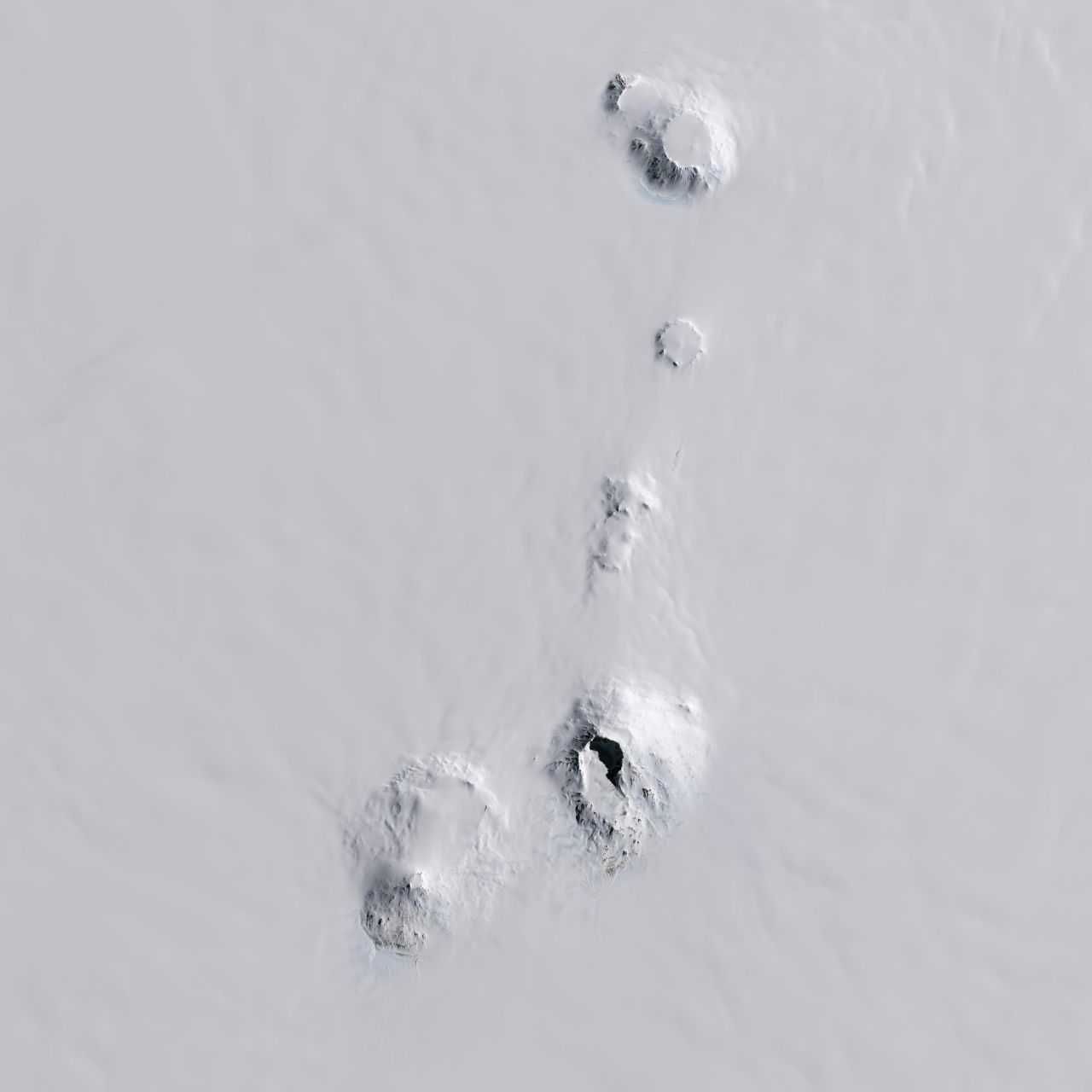 <strong>Impressive enough:</strong> Mount Sidley, seen from the air, is Antarctica's highest volcano. Climbers should be prepared for extreme temperatures and severe storms, outfitters say.