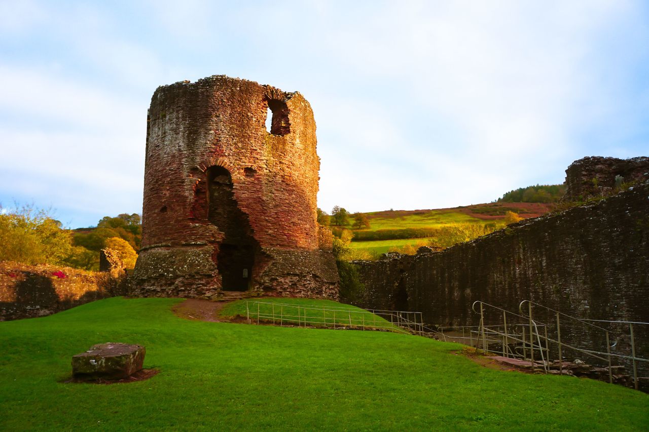 <strong>Skenfrith Castle: </strong>This Monmouthshire castle has been a ruin since the 1500s.