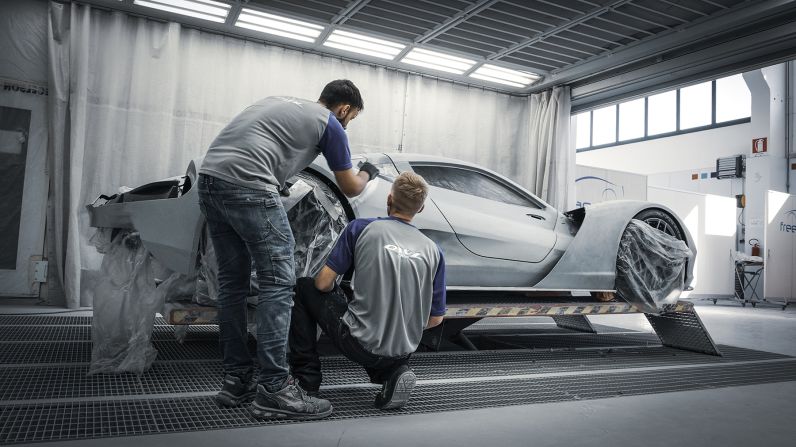 Aspark say they wanted a "feminine" aesthetic to complement the high-performance specifications. <br /><br />At just 99 centimeters in height the Owl will be among the lowest vehicles on the road. 