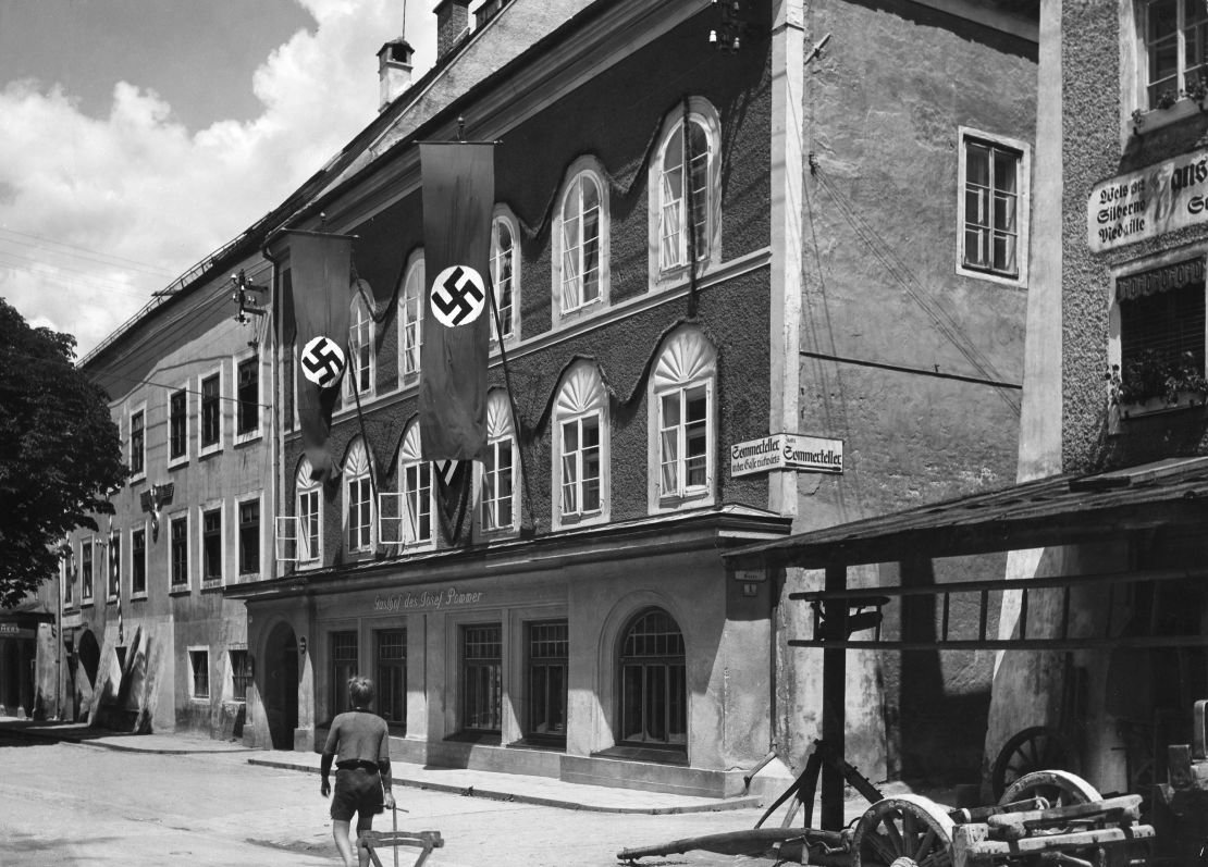 The property pictured during the Nazi era, circa 1939.