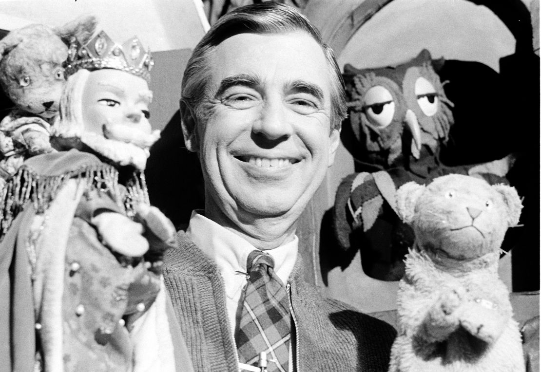 Rogers rehearsing with some of his puppet friends on the set of the show in 1984.
