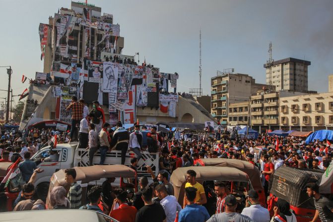 Anti-government protesters gather in Tahrir Square in Baghdad, Iraq, on Sunday, November 17. Iraqi Prime Minister Adil Abdul Mahdi <a href="https://www.cnn.com/2019/10/31/middleeast/iraq-prime-minister-resigns-intl/index.html" target="_blank">agreed to resign</a> last month after weeks of protests that led to hundreds of casualties. The protests were sparked by longstanding complaints over unemployment, government corruption and a lack of basic services such as electricity and clean water.