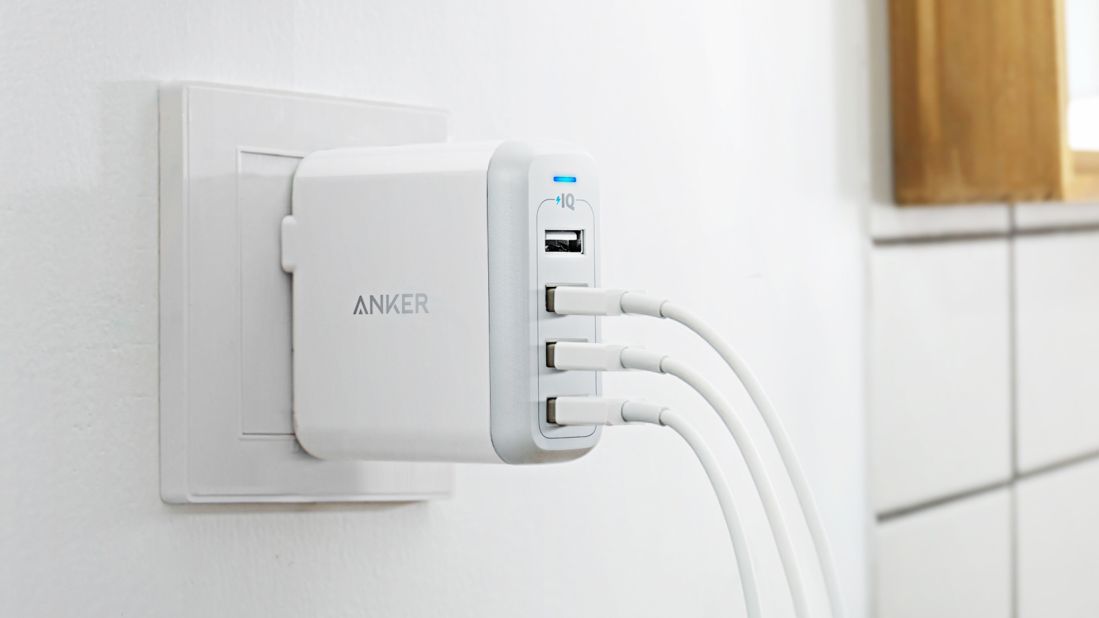 What to Pack for an Unforgettable Road Trip Experience 2023 - Anker US