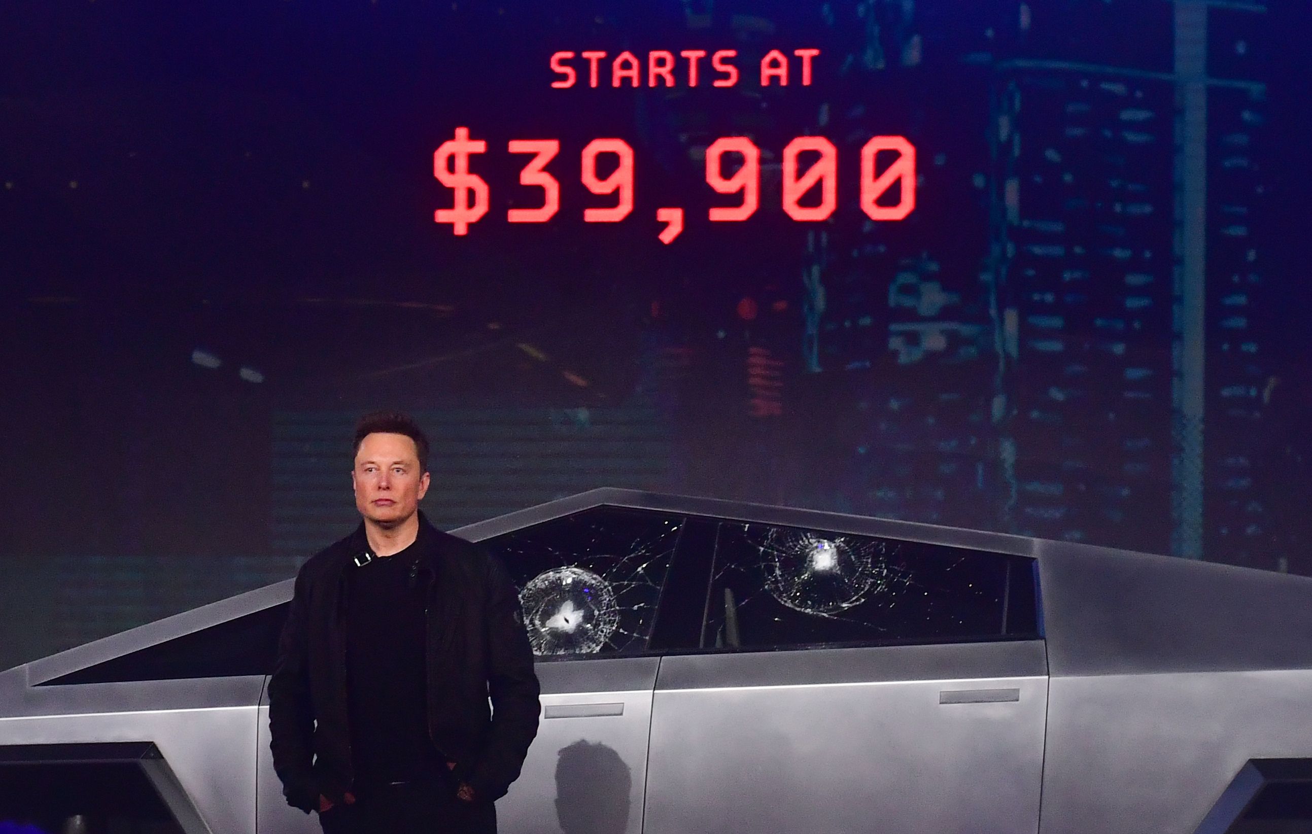 Elon Musk explains why the Cybertruck's windows broke | CNN Business