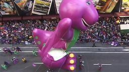 macys thanksgiving day parade mishaps