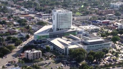 A Florida man tried to direct a purported ISIS agent to bomb Miami Dade College, prosecutors say. 