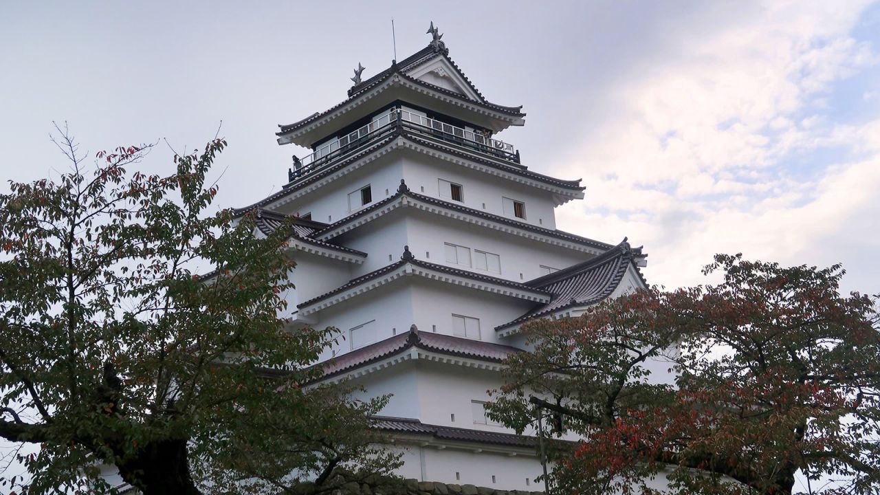 Tsuruga Castle contains a history museum as well as a traditional garden and a teahouse on grounds.