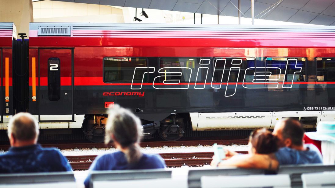 <strong>Gear shift</strong>: Austrian also says it's hoping to shift short-haul flights to railways. "Wherever it makes sense, we are definitely interested in further shifting short-haul flights to rail," says Steinmann.