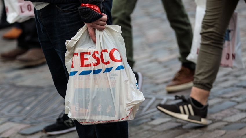 LONDON, ENGLAND - DECEMBER 27: A plastic Tesco bag is carried by a shopper on December 27, 2018 in London, England. England's current 5-pence fee for plastic shopping bags could double in 2020, under plans announced by Environment Secretary Michael Gove. The levy would also apply to smaller retailers currently exempted from the law. (Photo by Jack Taylor/Getty Images)