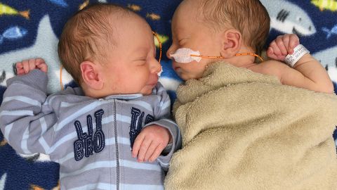 04 twelve newborn babies thanksgiving trnd