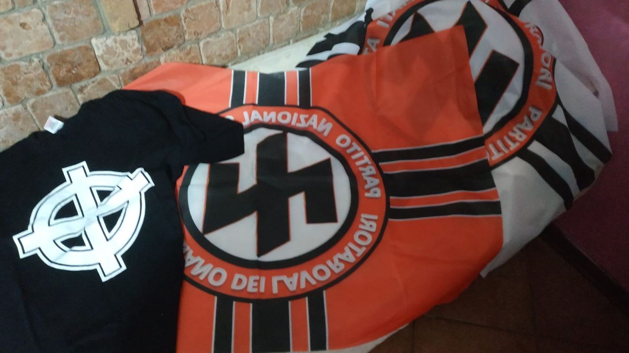 Members called themselves the "Partito Nazional Socialista Italiano dei Lavoratori" or the Italian National Socialist Workers' Party.