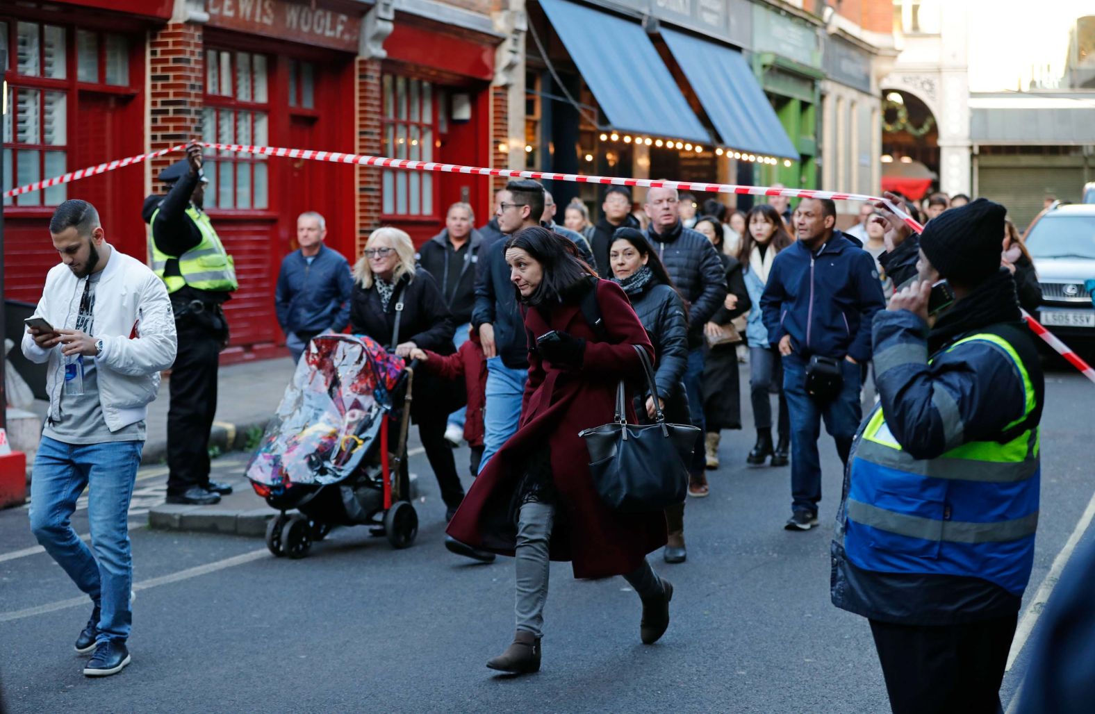 Police evacuate Borough Market.