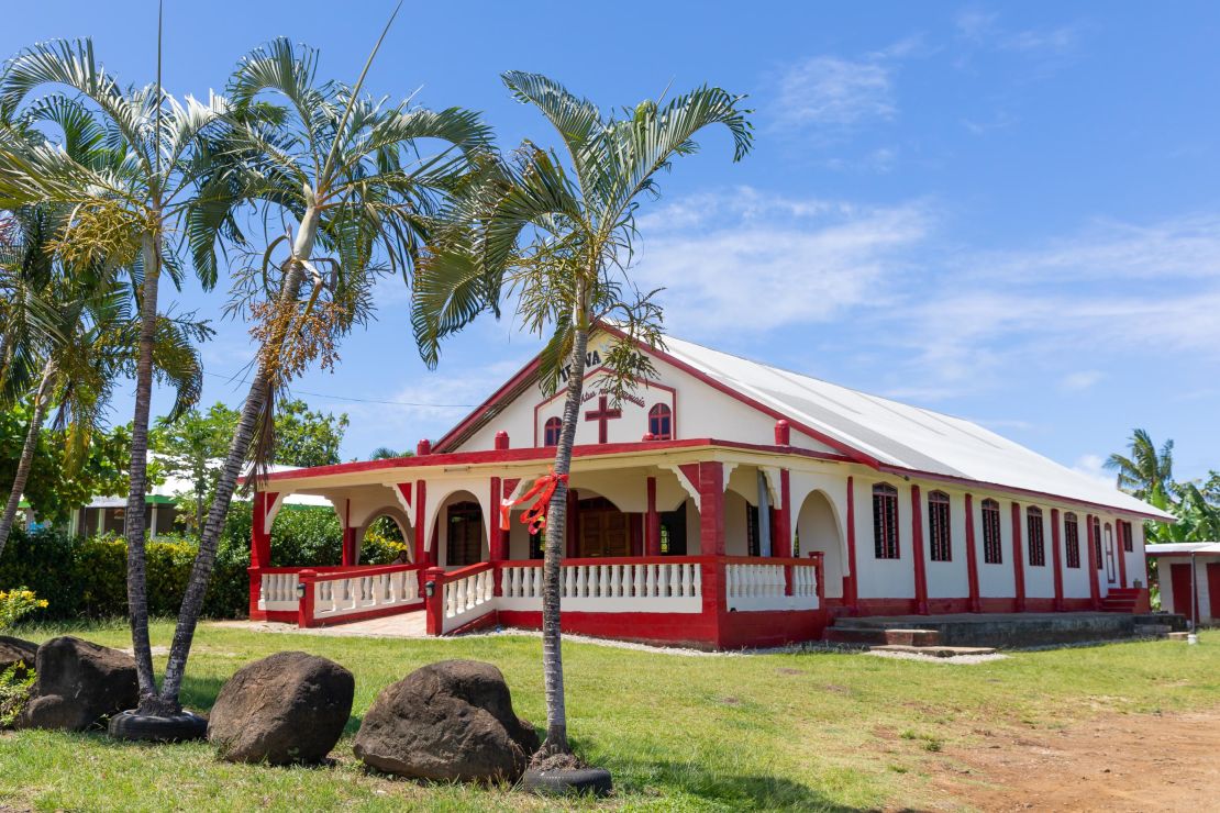 Red flags are seen hanging outside of homes of residents indicating they have not been vaccinated for measles on December 5, 2019 in Apia, Samoa.