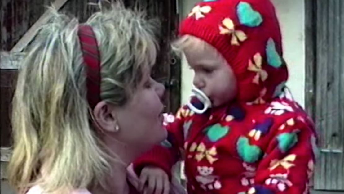 The video for "Christmas Tree Farm" shows a compilation of the Swift family's seasonal home movies.