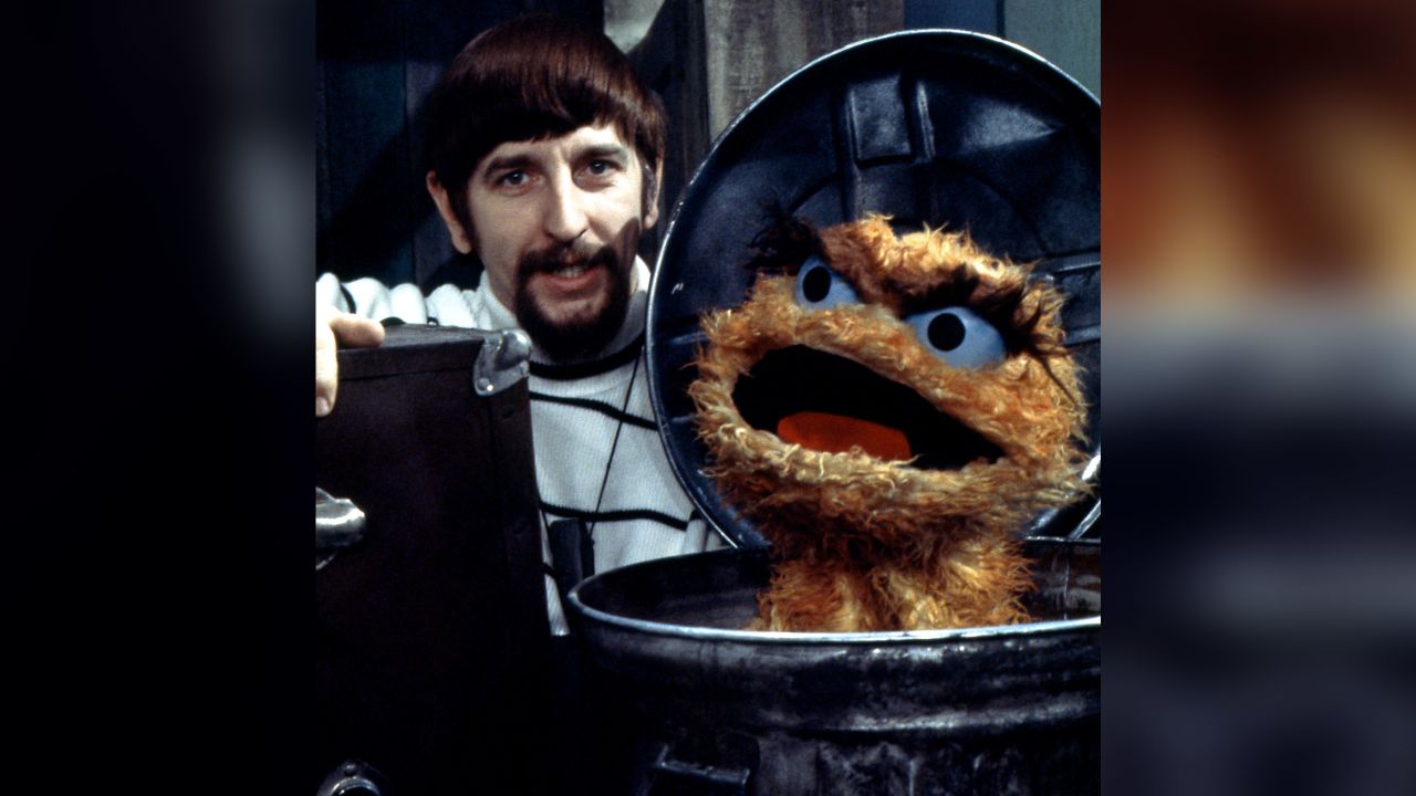 Puppeteer Caroll Spinney  and Oscar the Grouch during the filming of a 1970 episode.