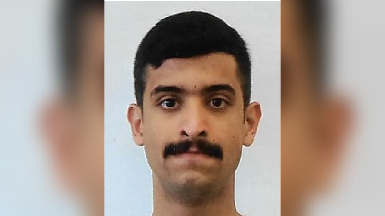 Mohammed al-Shamrani's Twitter account showed him to be torn between two worlds: training with Americans and engrossing himself in radical views. 