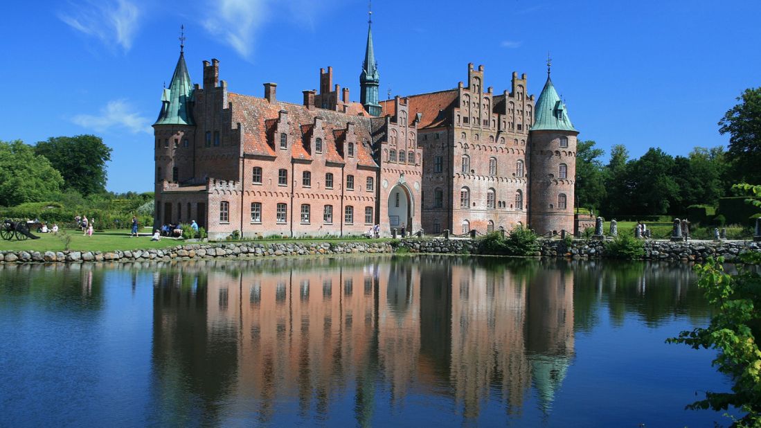 <strong>Egeskov: </strong>Boasting moats, drawbridges, spacious courtyards and pretty gardens, the 460-year-old Egeskov Castle looks as if it has been lifted from a fairytale.