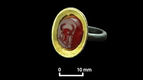 This Roman-style gold ring was found during the excavation.