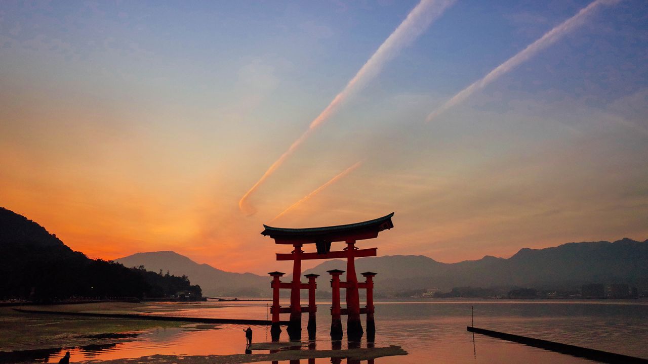 Miyajima torii gate Japan