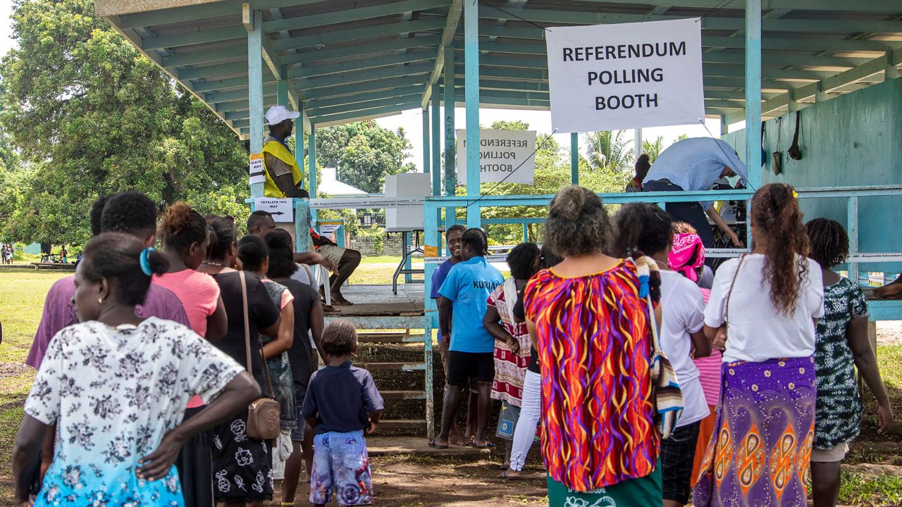 Bougainville residents queue to vote at a polling station in an historic independence vote in Buka on November 23, 2019.