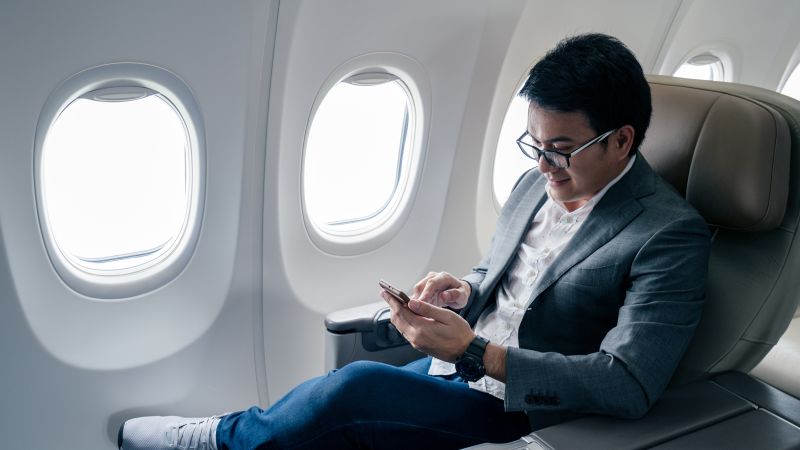 Are mobile phone calls on airplane flights inevitable? | CNN