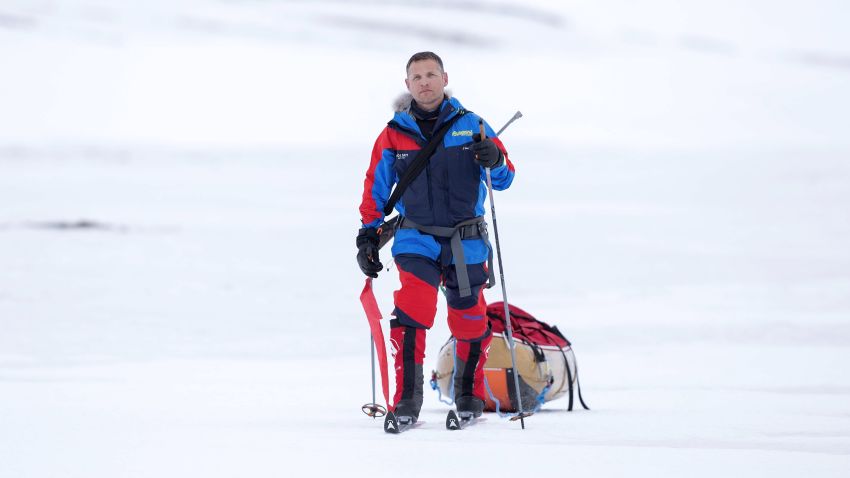 Inge Solheim training in Svalbard for his next solo polar expedition.