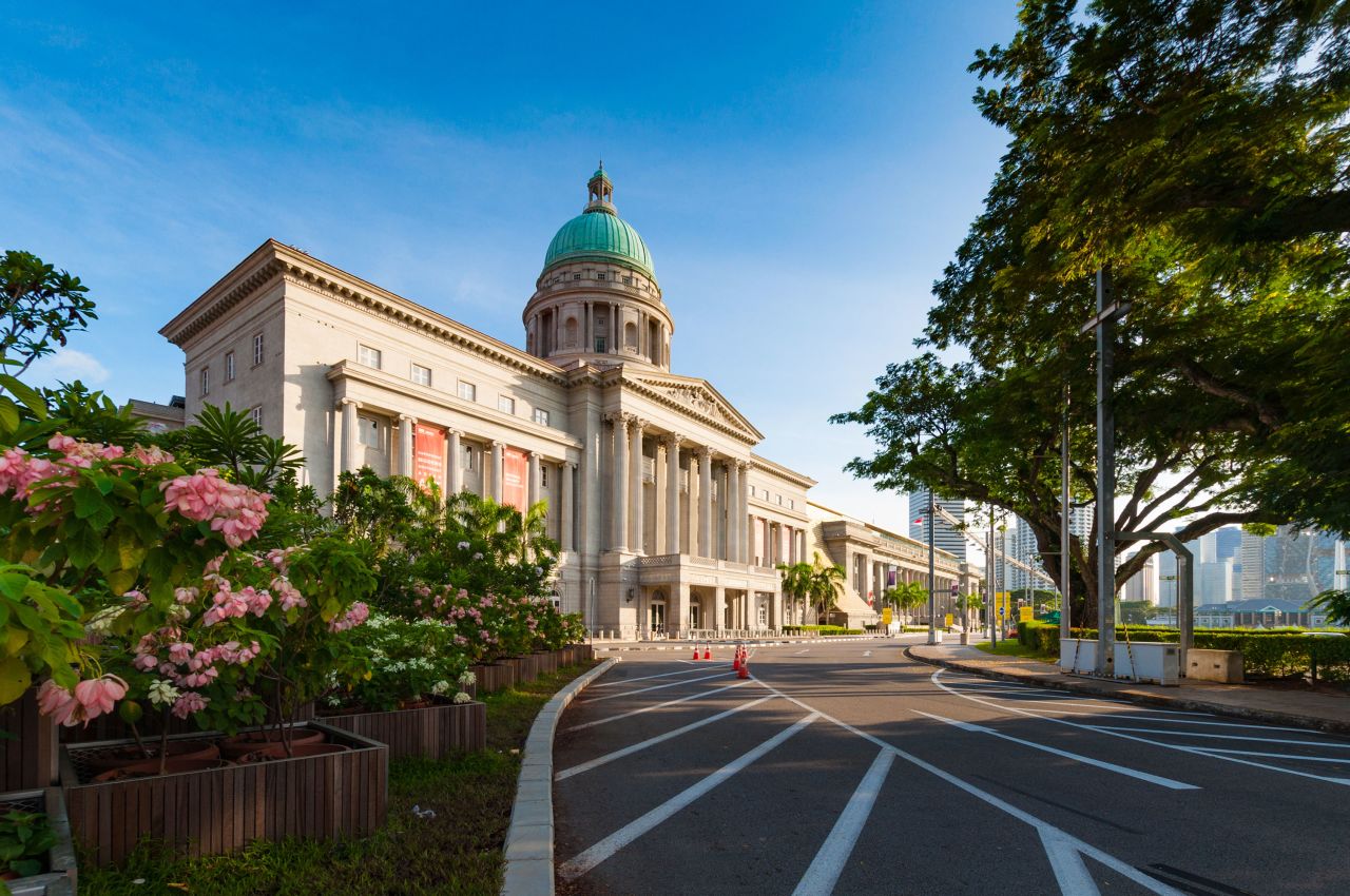 <strong>National Art Gallery:</strong> Artfully placed inside the former Supreme Court and City Hall buildings, the National Art Gallery is the largest visual arts venue and largest museum in Singapore. 