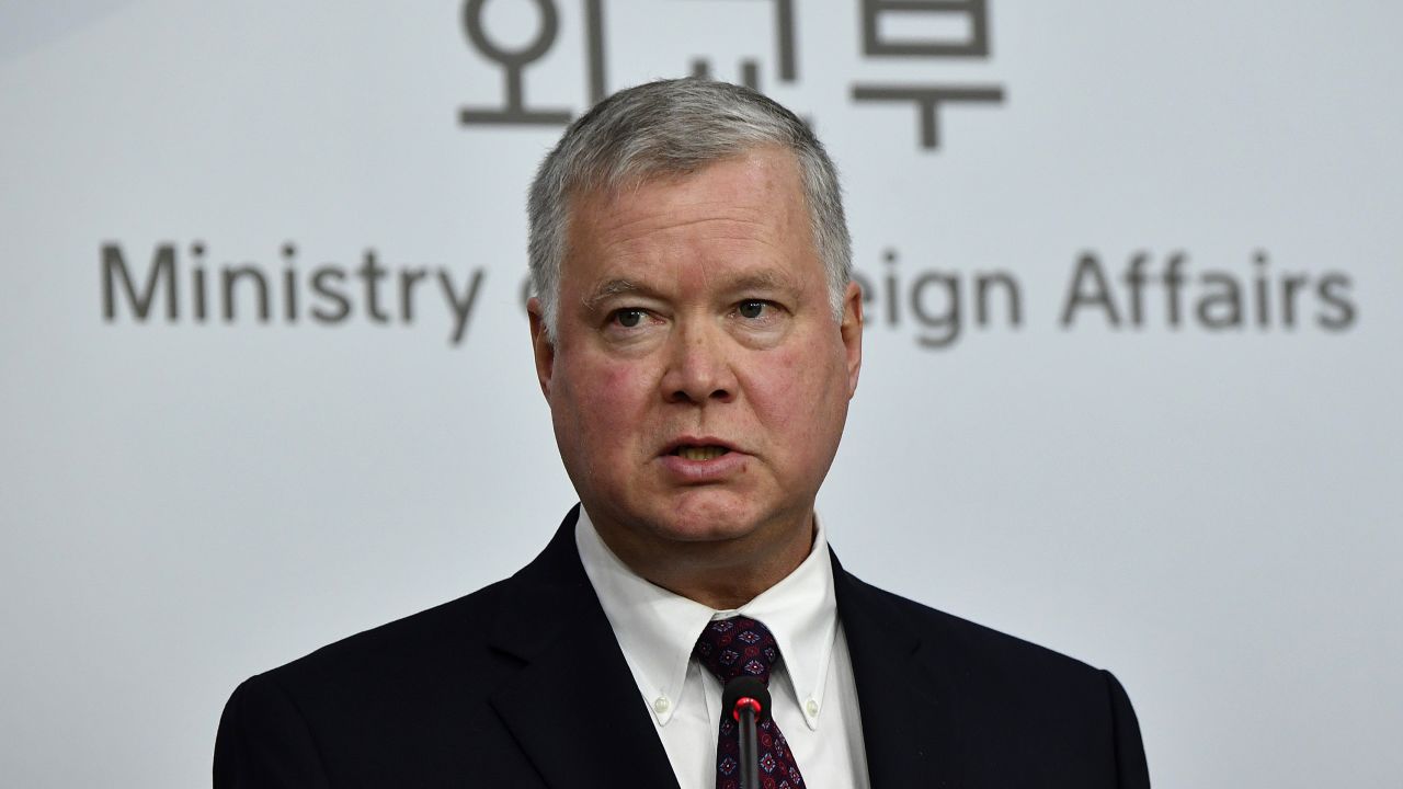 SEOUL, SOUTH KOREA - DECEMBER 16: U.S. Special Representative for North Korea Stephen Biegun attends the brief after meeting with South Korea's special representative for Korean Peninsula Peace and Security Affairs Lee Do-hoon (not pictured)  on December 16, 2019 in Seoul, South Korea. Biegun arrived in Seoul the previous day as Pyongyang has been ramping up pressure on Washington to present an acceptable proposal before its year-end deadline to advance their stalemated nuclear negotiations. (Photo by Song Kyung-Seok-Pool/Getty Images)