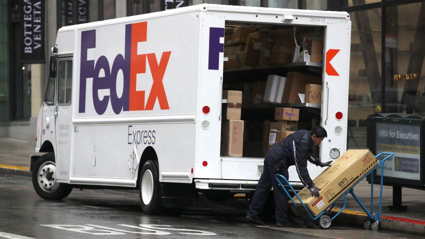 A new text message scam is disguising itself as a FedEx notification ...