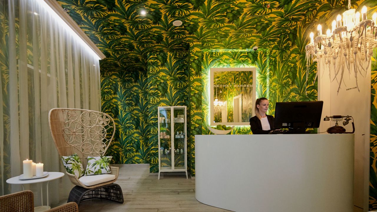 <strong>Relaxation point: </strong>Guests have the option to relax on a day bed, slip into the sauna or steam room, or try out one of the body treatments and massages on offer.