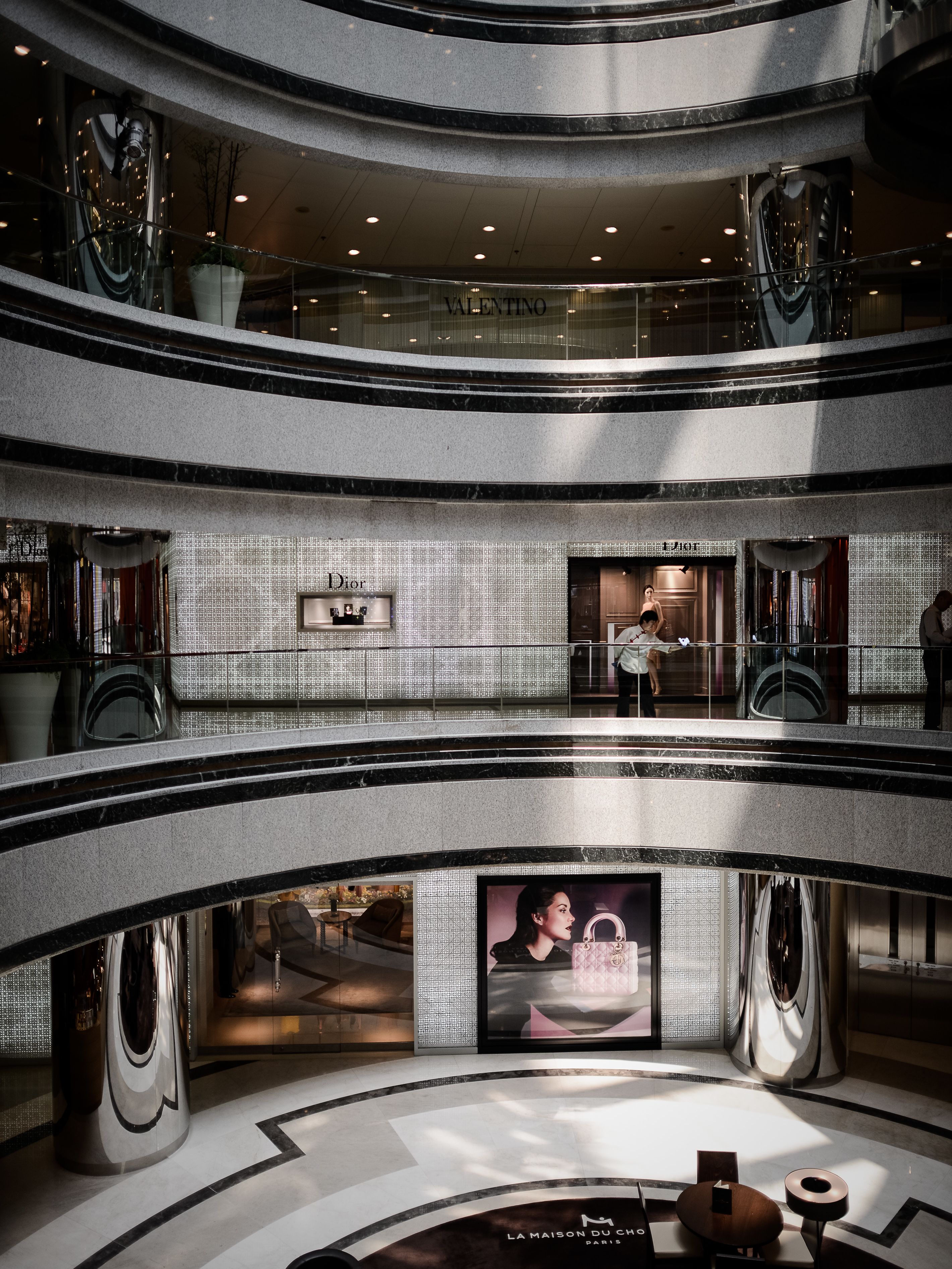 Hong Kong became a 'city of malls' | CNN