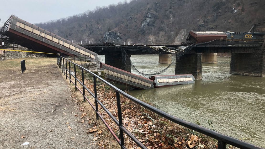 Maryland-bound Train Derailed, Two Cars Fall Into Potomac River 