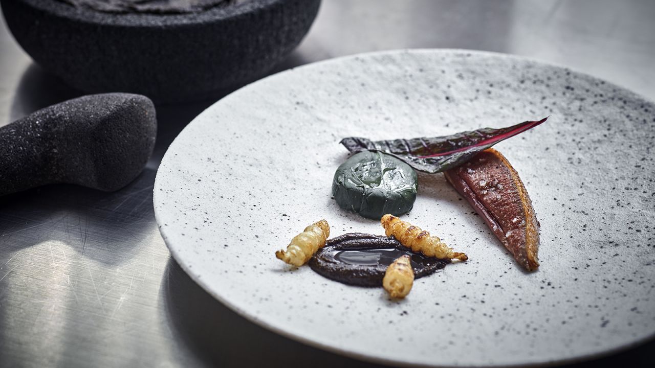 <strong>MONO Hong Kong:</strong> New, centrally located MONO is helmed by<strong> </strong>Venezuelan chef Ricardo Chaneton, former head chef at the award-winning Mirazur in France. 