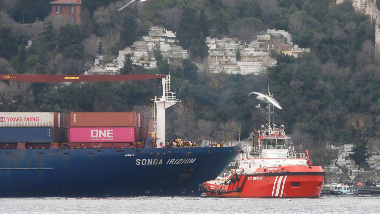 ISTANBUL, TURKEY - DECEMBER 27: Liberia-flagged cargo vessel; 'Songa Iridium' is seen removing with boats of Directorate General of Coastal Safety, in Istanbul, Turkey on December 27, 2019. A Liberia registered container ship ran ashore in Istanbul's Bosphorus and was rescued by boats.  
 (Photo by Erhan Elaldi/Anadolu Agency via Getty Images)