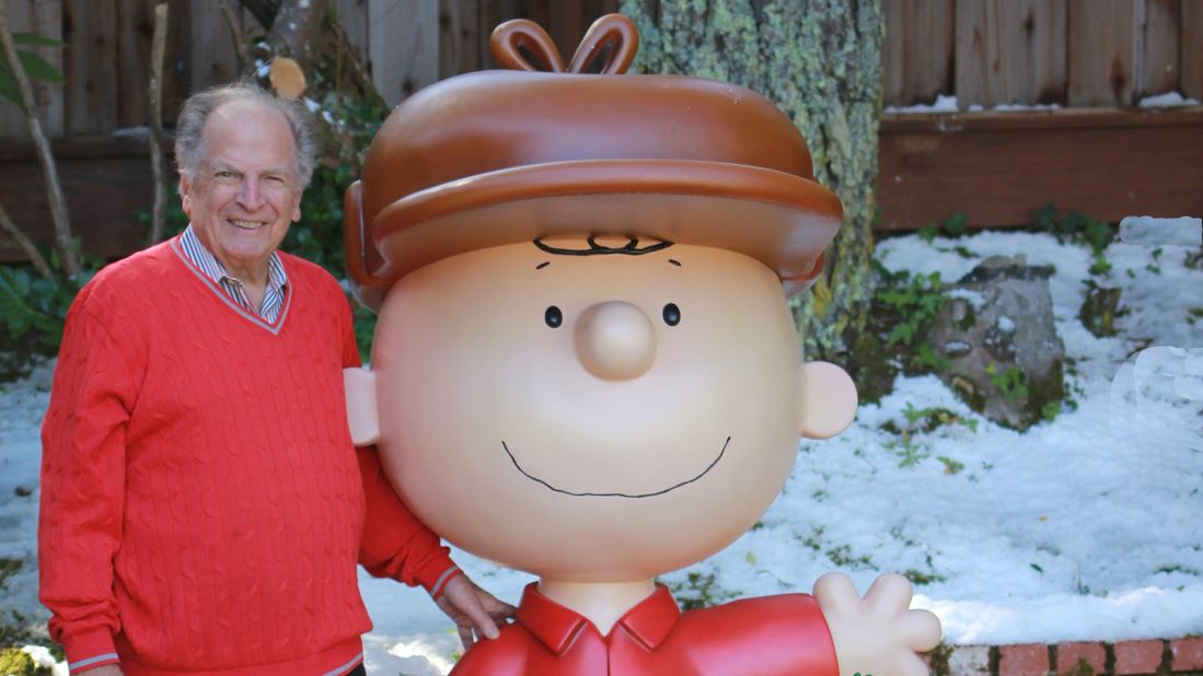 <a href="https://www.cnn.com/2019/12/27/entertainment/lee-mendelson-peanuts-charlie-brown-dead-trnd/index.html" target="_blank">Lee Mendelson</a>, the longtime executive producer of numerous specials for the TV animated series "Peanuts," died on December 25, his family said. He was 86.