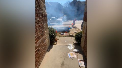 02 magnifying glass fire