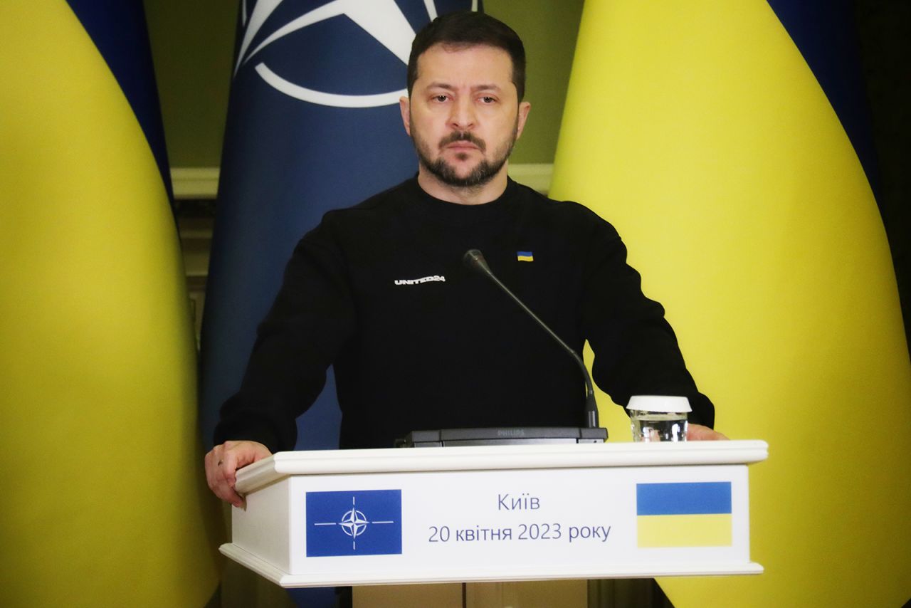 Volodymyr Zelensky attends a meeting in Kyiv, Ukraine on April 20.